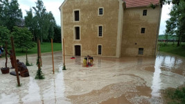 dalešice GsTBXu3WYAABuj-